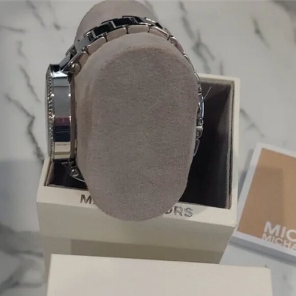 NWT MICHAEL KORS WATCH - Picture 7 of 11